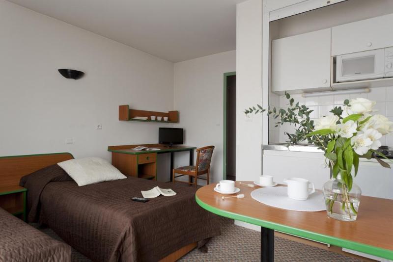 Appart'Hotel Laureades Clermont-Ferrand Centre Jaude Exteriör bild